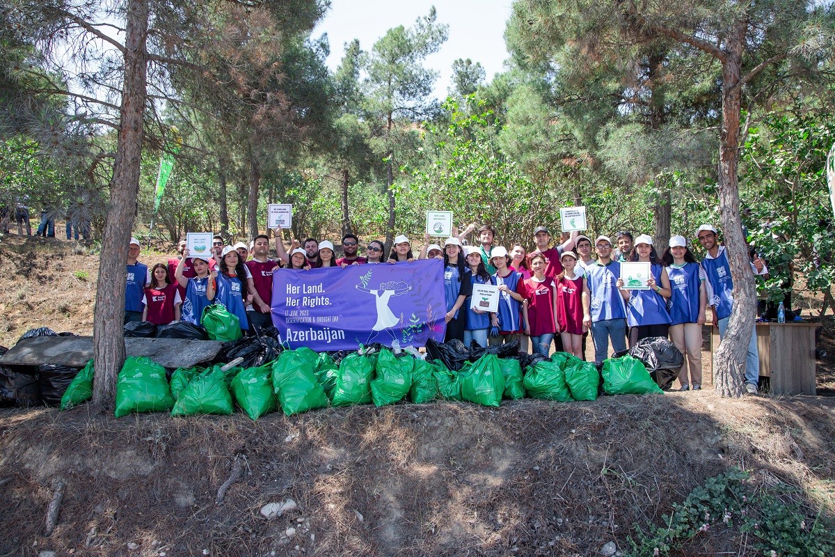 "Qırmızı Ürəklər"in iştirakı ilə Şabranda 4 hektar meşəlik ərazi təmizləndi - FOTOLAR